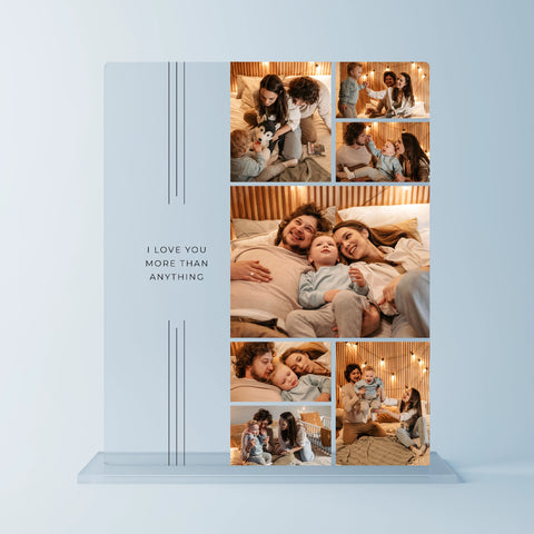 Personalisiertes Acrylglas mit Fotocollage – Geschenkidee für Eltern mit Familienfotos und Liebesbotschaft ‚I love you more than anything‘ – individuelle Deko mit Bildern von Mutter, Vater und Kind auf dem Bett