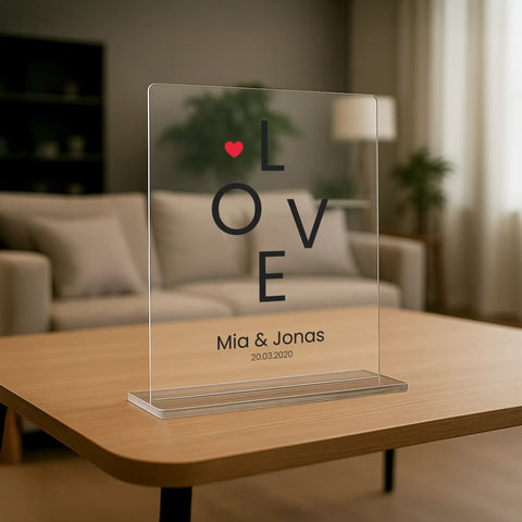 Geschenk zum Valentinstag – personalisiertes Acrylglas "Love"