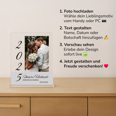 Geschenk zur Hochzeit - personalisiertes Acrylglas "Love Begins Here"